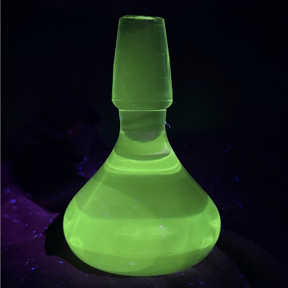 LARGE GLASS BOTTLE DECANTER STOPPER ROUND CLEAR 4”